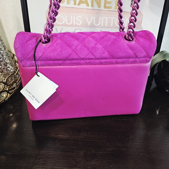 Kurt Geiger London Brixton Lock Shoulder Bag. - Picture 11 of 11